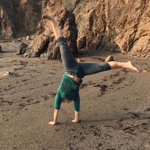 Meet your Posher, Briana - Picture 1 of 1